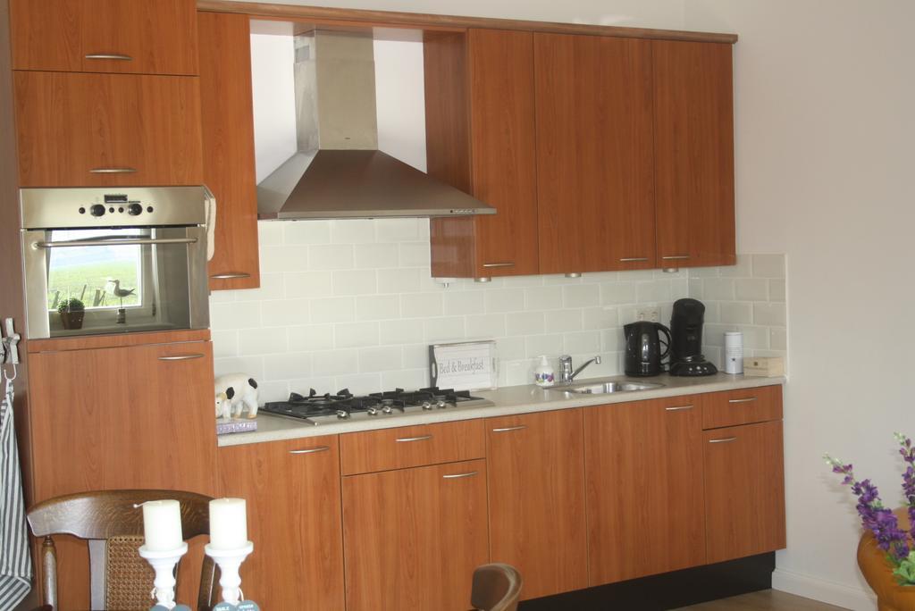 De Nieuwe Stal Apartment Scherpenisse Phòng bức ảnh